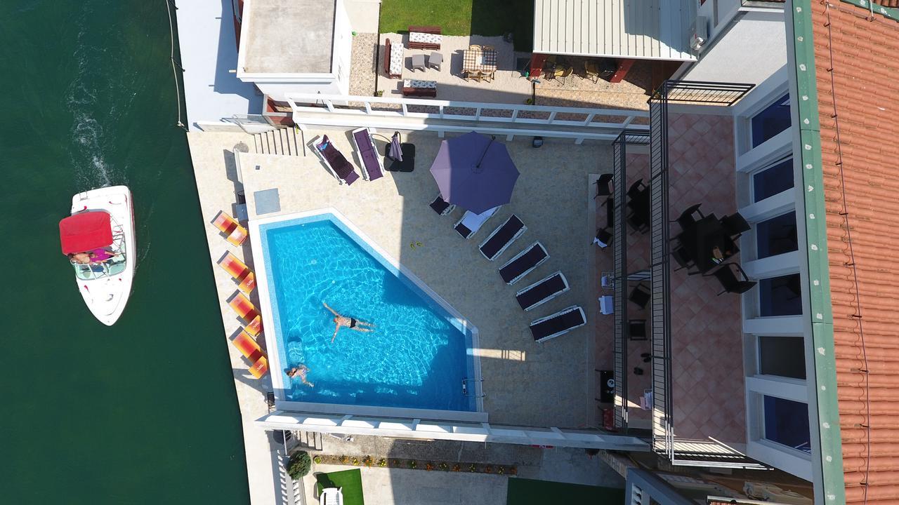 Apartments Riverside Herceg Novi Exteriér fotografie